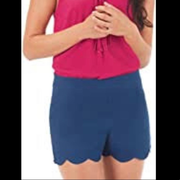 Alta Sz small linen khaki scalloped hem shorts ~ EUC - Picture 1 of 16